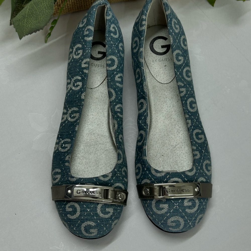 BY GUESS Women's Blue Flats